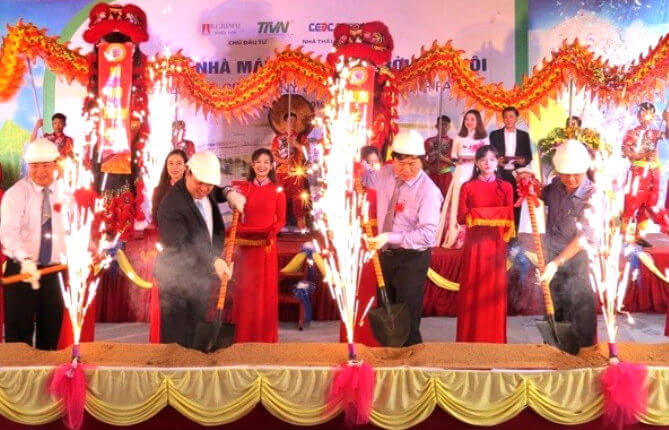 Nhà máy điện mặt trời Hòa